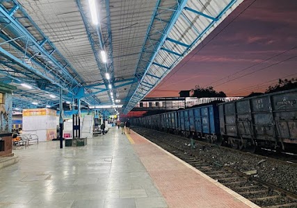 Badnera Railway Station Parking