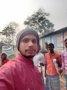 Parsa Qabristaan