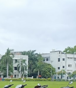 Dhanwate National College