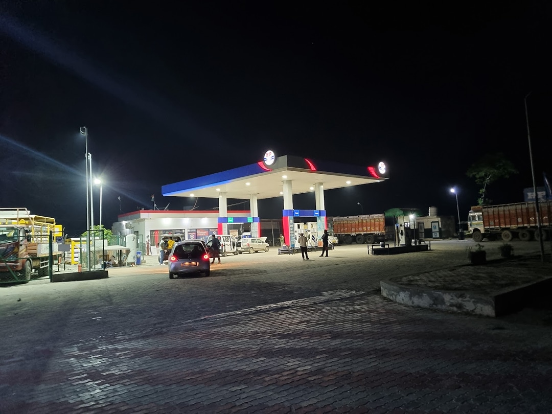 Hindustan Petroleum & cng pump