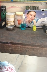 Rohit sen salon