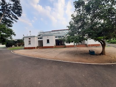 Circuit House