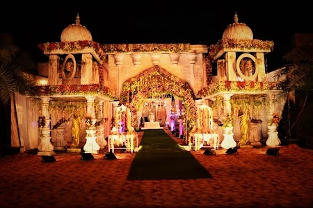 Hotel Nakshatra Lawn & Banquet Gomti Nagar Lucknow Marriage lawn in gomti nagar lucknow