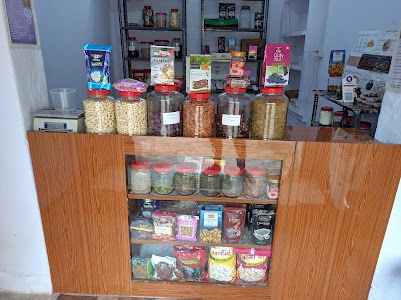 Pakihun Dry Fruits & Spices