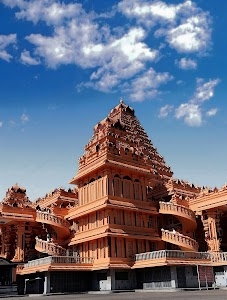Chhattarpur Temple