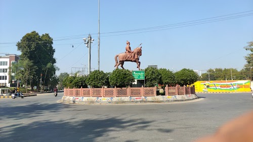 Mayo hall Chauraha