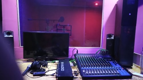 Raj Recording studio ,bansdih