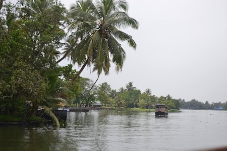 Punnamada Lake