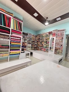 SHRI RAM VASTRALAYA