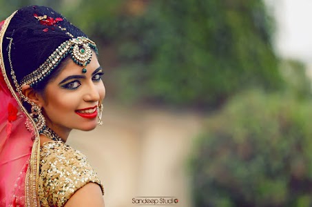 Sandeep Studioo