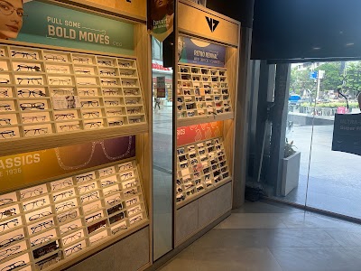 Lenskart.com at 93 Avenue Mall, Kalubai Chowk