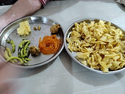 Madhuram Sweets & farsan