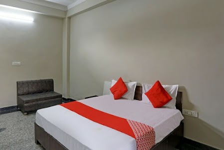 Akshay Palace