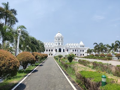 Rajbari Lake