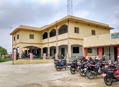 U R College