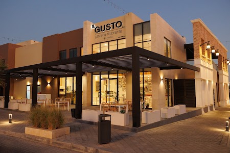 Gusto Pizzeria Ristorante