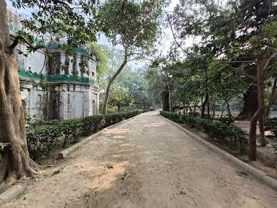 Jamali Kamali Park