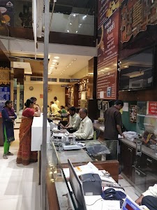 NEW SHRINIWAS JEWELLERS (N S J)