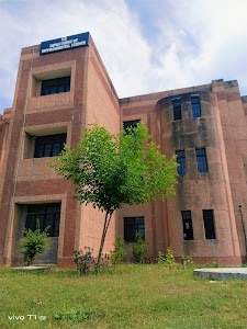 University Of Lucknow Second Gate
