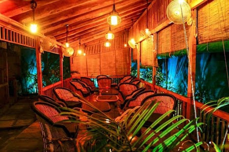 The Oliver Restro & Cafe