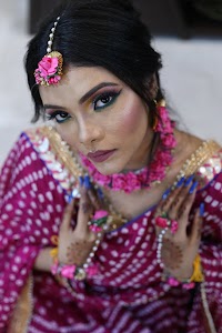 black.pink_makeovers