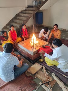 Shre Baba Raman Giri Seva Dham