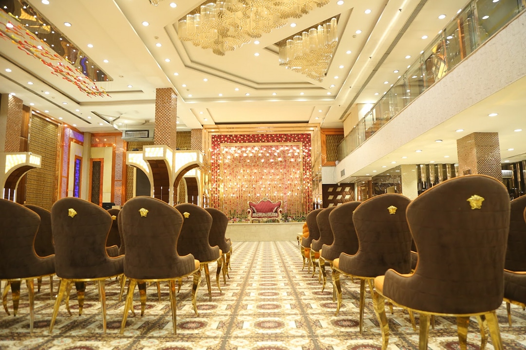 Clay 1 Grand Banquet