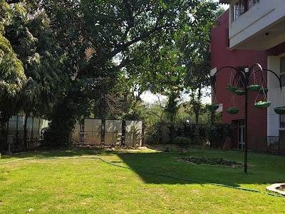 J & K House