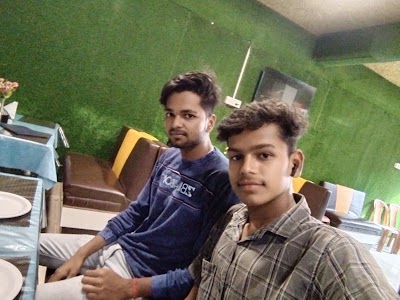 Madhaya Vidyalaya,Ganeshpur Babhangawan