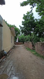 Hujra Road