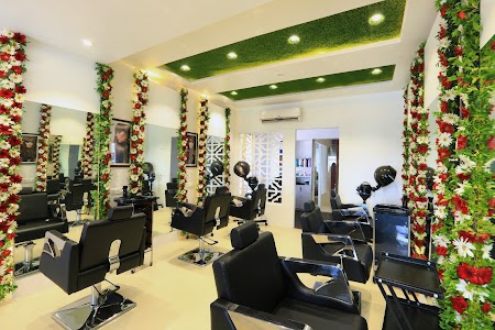 DEEP'S UNISEX SALON