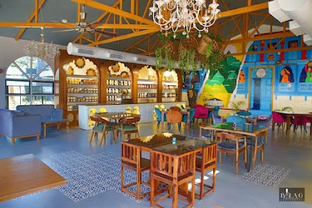 Yellow Hills Cafe & Restaurant