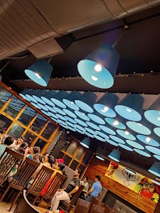 Big Momos World Family Restaurant