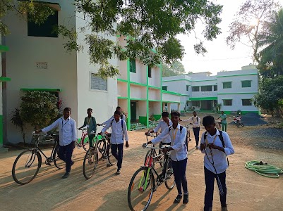 High School Tinpahar