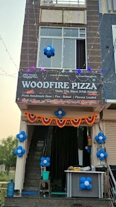 WOODFIRE PIZZERIA