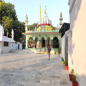 Dada Miya Ki Mazaar
