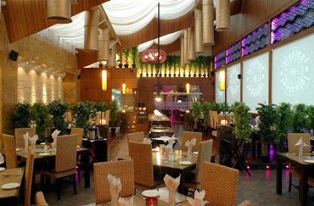 Lotus leaf Restaurant & Bar
