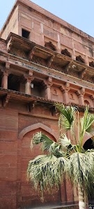 Lalgadhi