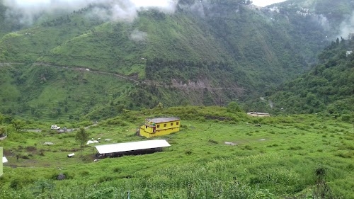 Garhwal English Medium School