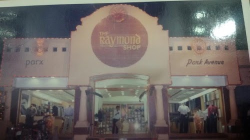 The Raymond Shop