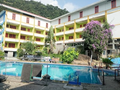 SmileLand Hotel