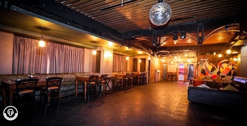 Upgrade Kitchen & Bar