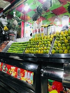 New Delhi Juice and Shakes