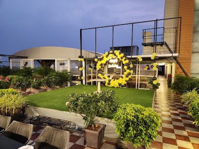 Hotel Midcity