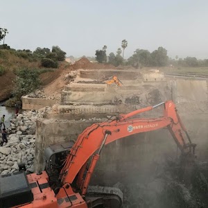 BHATIYAWALA BULDING DEMOLITION AND ALL TYPE OF SCRAP TRADING COMPANY