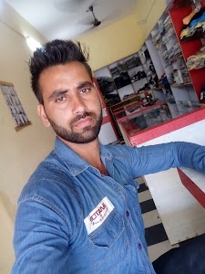 Riyaz Kiran Store Neoria Husainpur