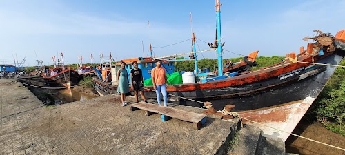Onjal Machhivad Beach