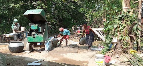 PINTU CHICKEN CENTRE