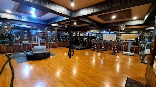 Royal club uni sex fitness zone