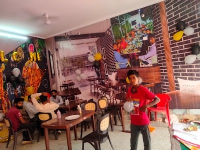 mahakal fast food restaurant